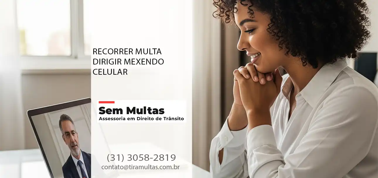 Recorrer Multa Dirigir Mexendo Celular